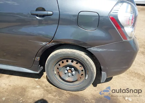 2009 Pontiac Vibe from USA, damaged, VIN 5Y2SP678X9Z461038